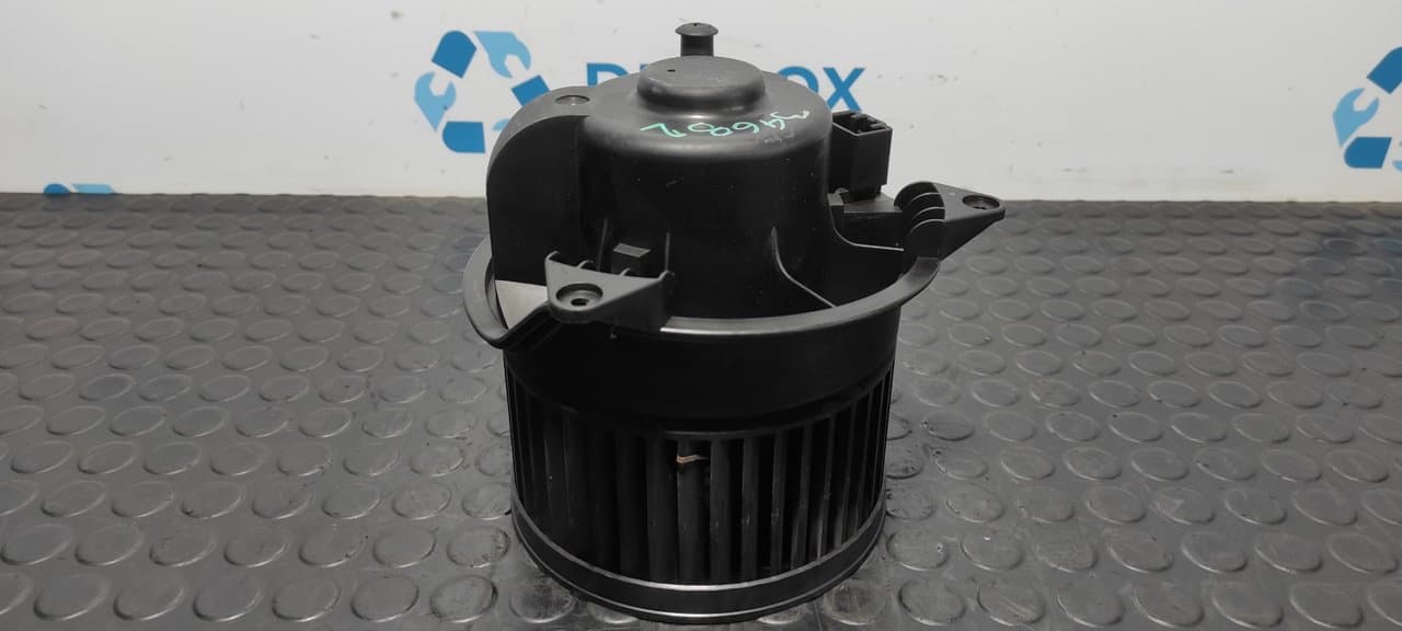 Recambio de MOTOR CALEFACCION para FORD TRANSIT CONNECT (TC7) Furg. HCPA referencia OEM IAM XS4H18456AD - BLANCO 8