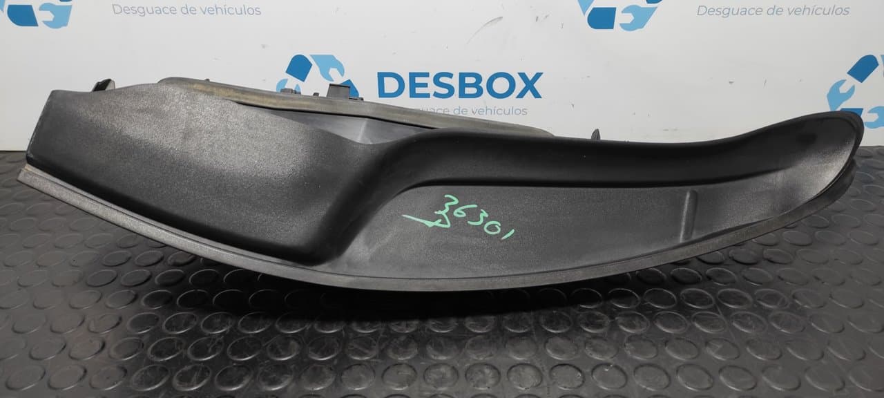 Recambio de PILOTO TRASERO DERECHO para RENAULT LAGUNA (B56) 2.0 N7Q700 referencia OEM IAM 2261 - NEGRO 3