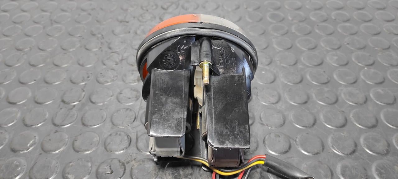 Recambio de PILOTO TRASERO DERECHO para LIGIER NOVA LDW502 LOMBARDINI referencia OEM IAM 0035 - AMARILLO 2