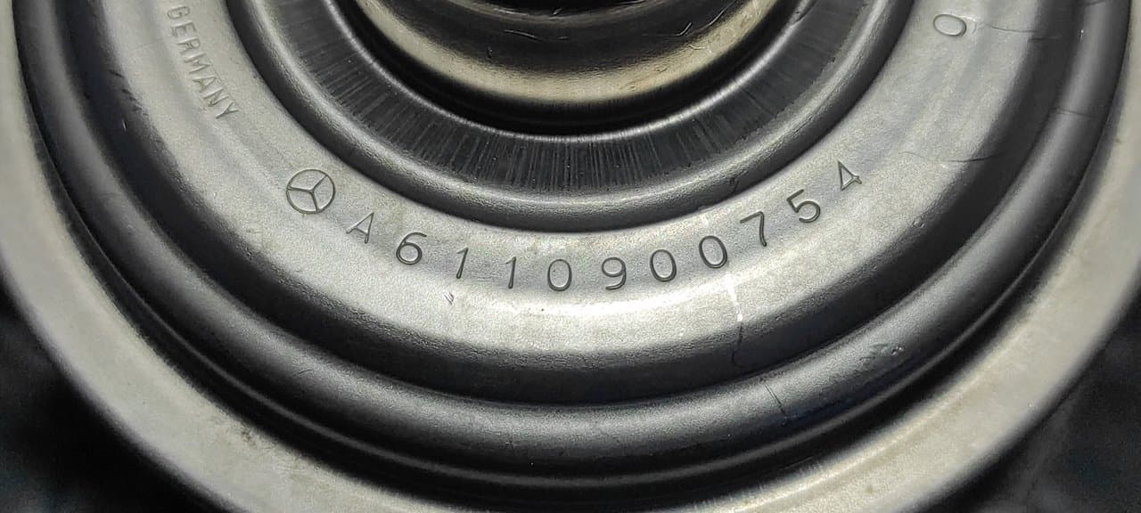 Recambio de VALVULA EGR para MERCEDES-BENZ CLASE CLK (W209) COUPE 2.7 CDI 20V CAT OM612967 referencia OEM IAM A6110900754 - AZUL 4