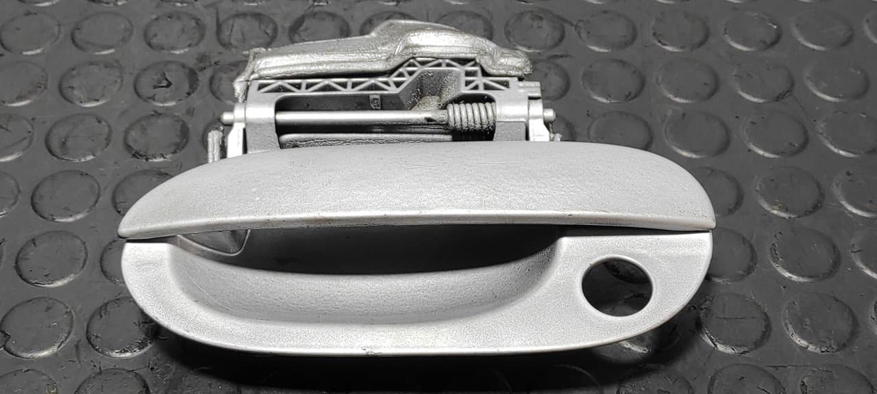 Recambio de MANETA DELANTERA IZQUIERDA para BMW SERIE 5 BERLINA (E39) 2.5 24V Turbodiesel CAT M57256D1 referencia OEM IAM 15362690   - AZUL OSCURO 2