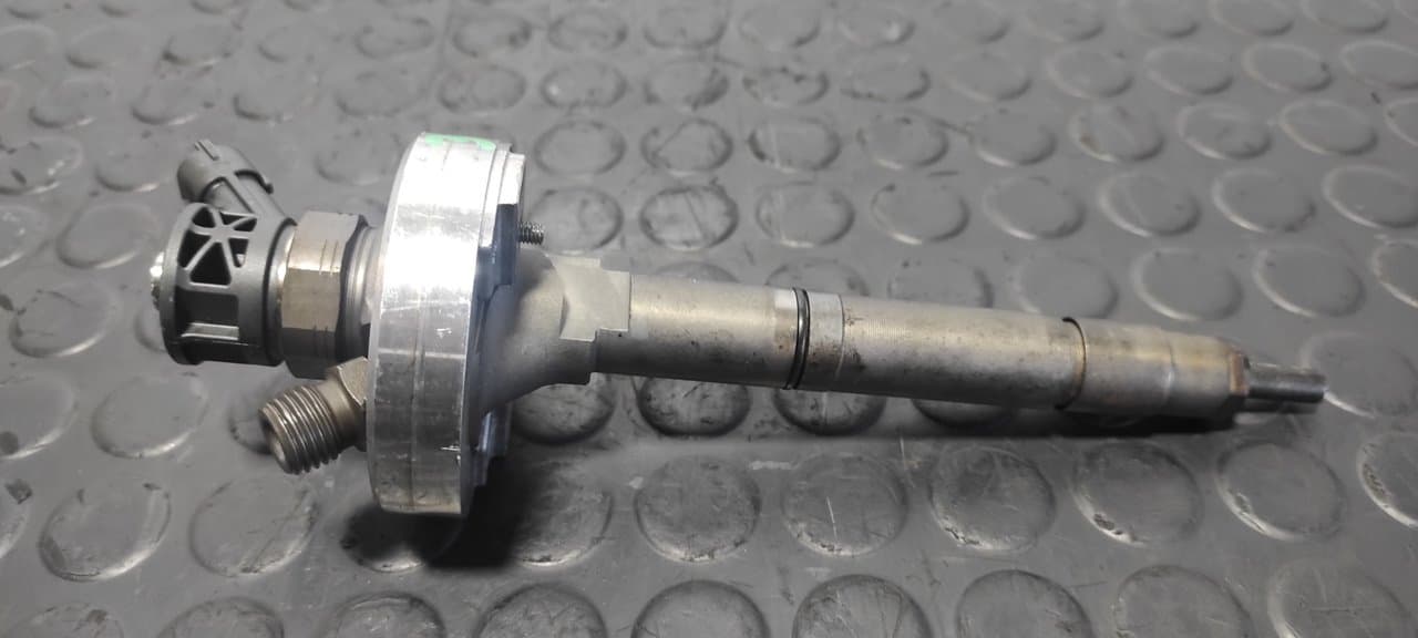 Recambio de INYECTOR para RENAULT MAXITY FgDk 150.35/45 ZD30 - BLACNO 4