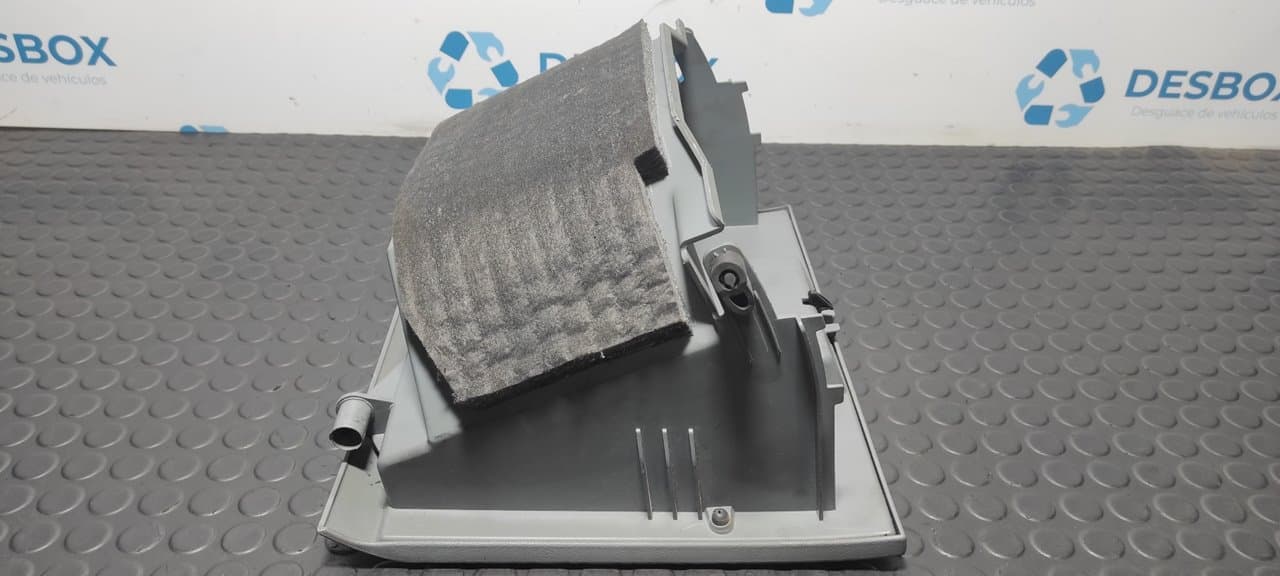 Recambio de GUANTERA para FORD TRANSIT CAJA CERRADA '06 FT 260 K Trend LKW CYRB referencia OEM IAM 6C11V06024AGW - BLANCO 3