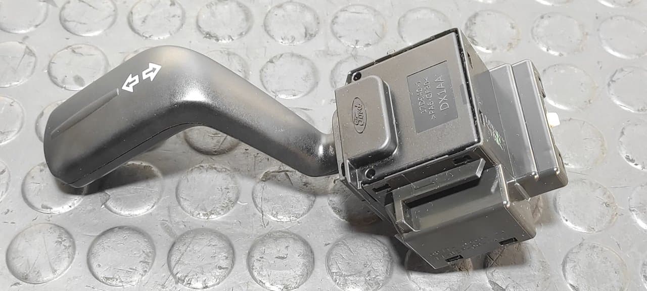 Recambio de MANDO INTERMITENTES para FORD TRANSIT CAJA CERRADA '06 FT 260 K Trend LKW CYRB referencia OEM IAM 17D9401 - BLANCO