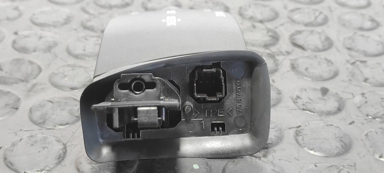 Recambio de MANDO MULTIFUNCION para FORD TRANSIT CAJA CERRADA '06 FT 260 K Trend LKW CYRB referencia OEM IAM 758709 - BLANCO 3