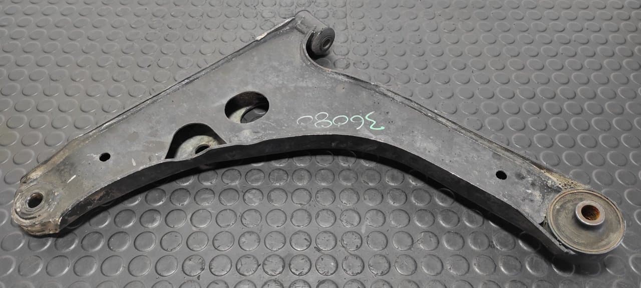 Recambio de BRAZO DERECHO INFERIOR DELANTERO para FORD TRANSIT CAJA CERRADA '06 FT 260 K Trend LKW CYRB referencia OEM IAM 052FC - BLANCO