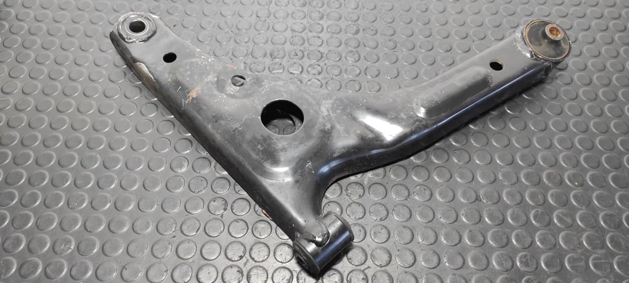 Recambio de BRAZO DERECHO INFERIOR DELANTERO para FORD TRANSIT CAJA CERRADA '06 FT 260 K Trend LKW CYRB referencia OEM IAM 052FC - BLANCO 2