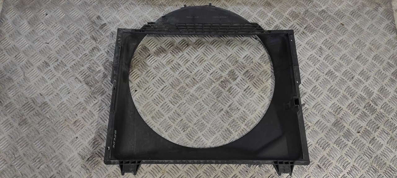 Recambio de CALANDRA DELANTERA DE RADIADOR para RENAULT MAXITY FgDk 150.35/45 ZD30 - BLACNO 4