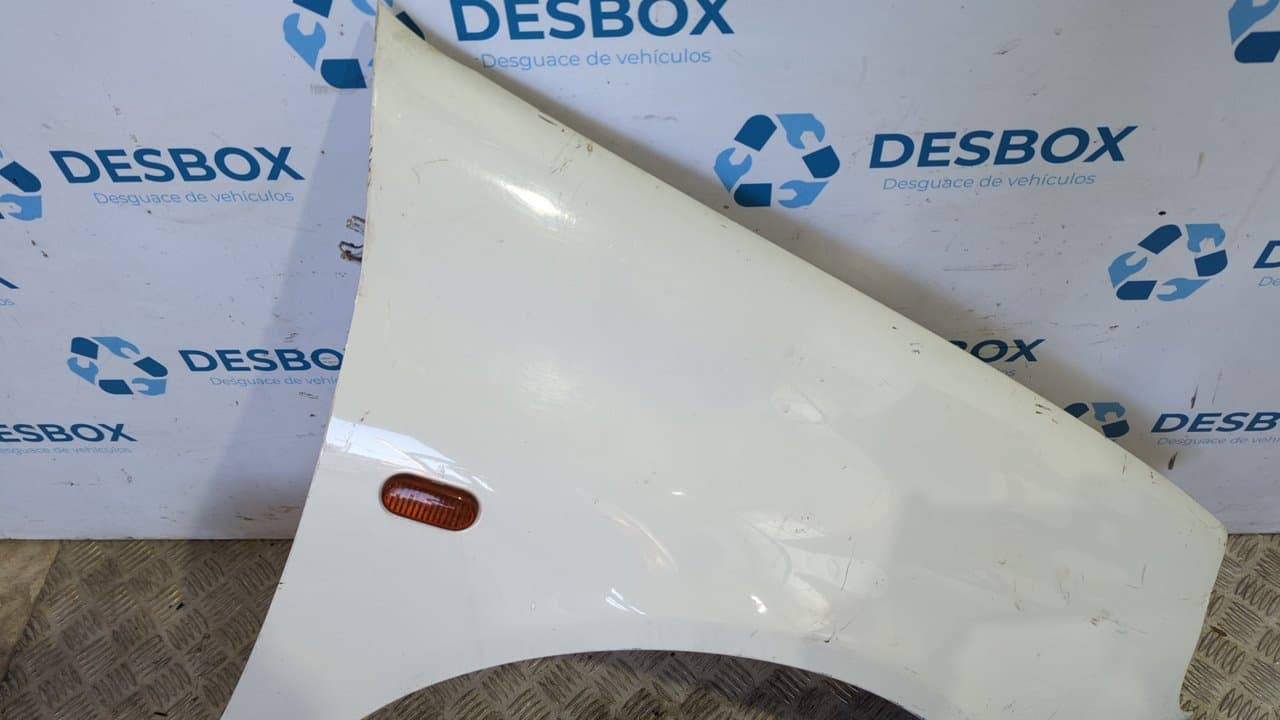 Recambio de ALETA DELANTERA DERECHA para RENAULT CLIO II FASE I (B/CBO) 2