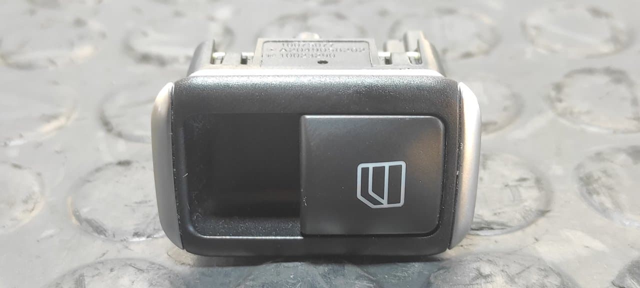 Recambio de MANDO ELEVALUNAS TRASERO IZQUIERDO para MERCEDES-BENZ CLASE C (W204) LIM. C 220 CDI BlueEfficiency AMG Edition (204.002) OM651911 referencia OEM IAM A2049058202 - BLANCO
