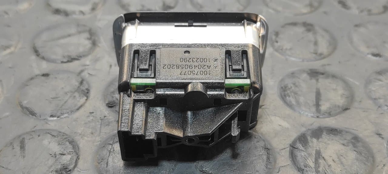 Recambio de MANDO ELEVALUNAS TRASERO IZQUIERDO para MERCEDES-BENZ CLASE C (W204) LIM. C 220 CDI BlueEfficiency AMG Edition (204.002) OM651911 referencia OEM IAM A2049058202 - BLANCO 2