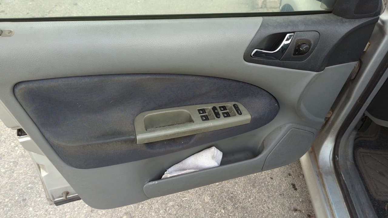 Recambio de MANDO RETROVISOR para SKODA OCTAVIA BERLINA (1U2) 1.6 GLX (74kW) AKL - BLANCO 3