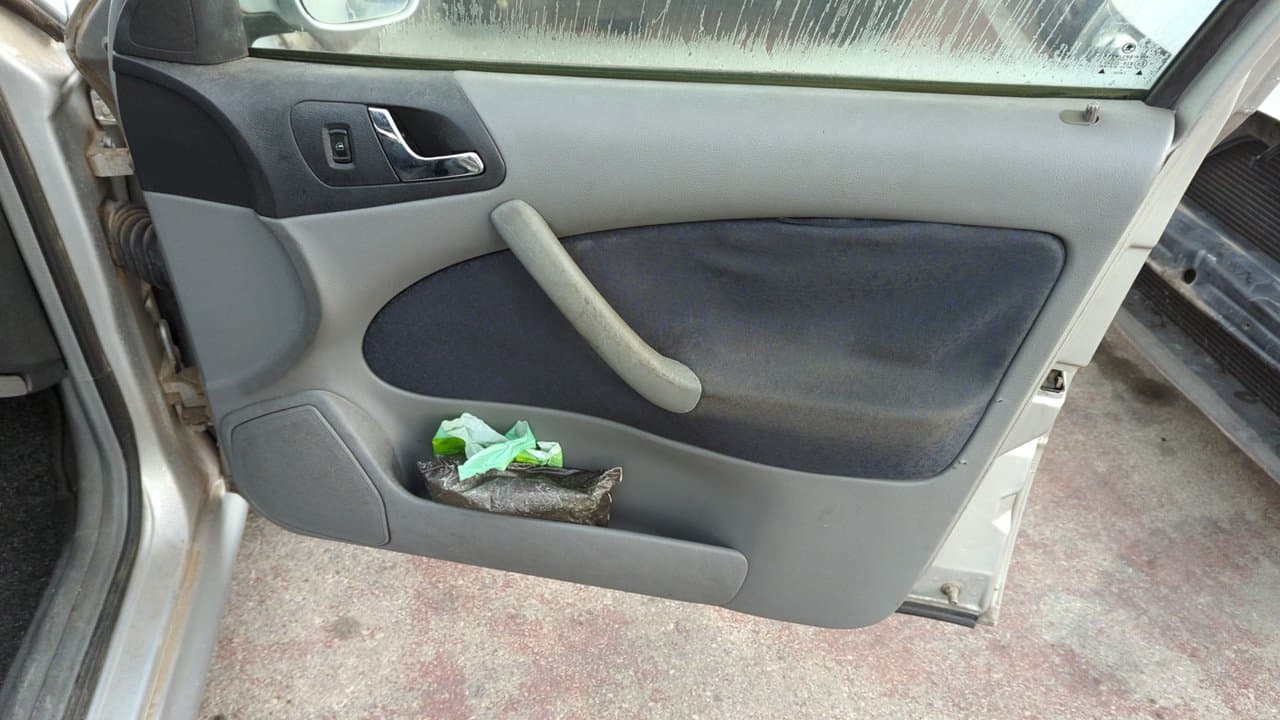 Recambio de MANDO RETROVISOR para SKODA OCTAVIA BERLINA (1U2) 1.6 GLX (74kW) AKL - BLANCO 2