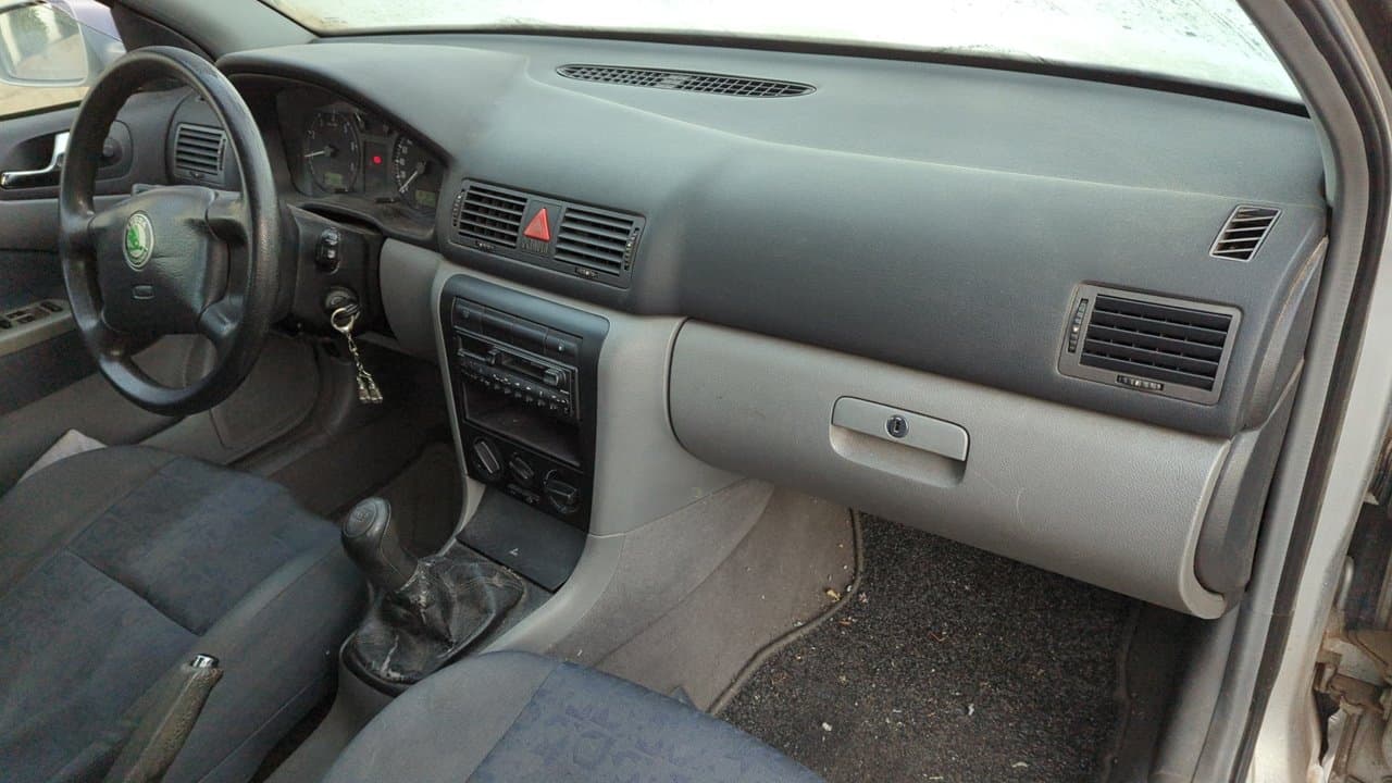 Recambio de MANDO RETROVISOR para SKODA OCTAVIA BERLINA (1U2) 1.6 GLX (74kW) AKL - BLANCO 8