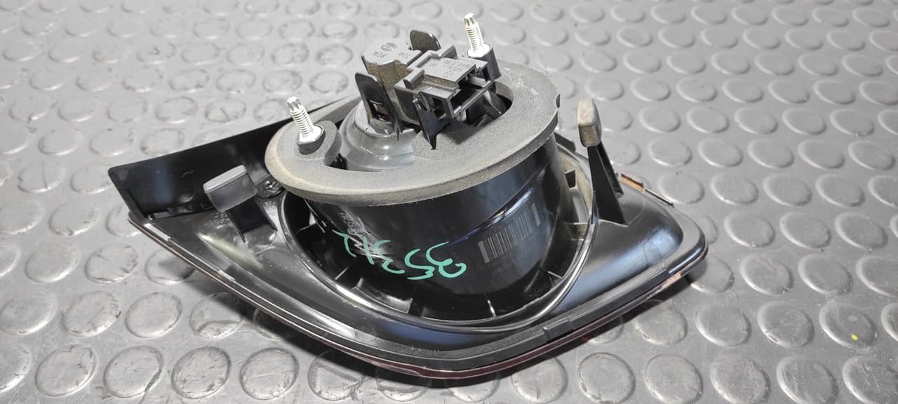 Recambio de PILOTO PORTON IZQUIERDO para VOLKSWAGEN GOLF PLUS (521) Advance BKD referencia OEM IAM 5M0945093H - AZUL 2