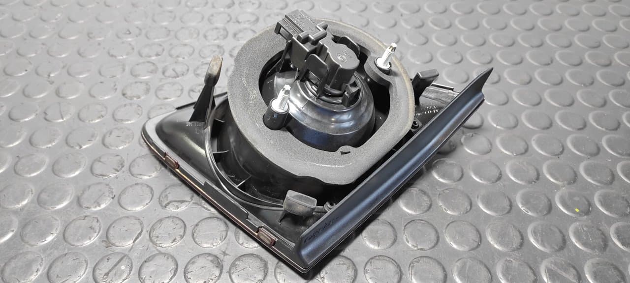 Recambio de PILOTO PORTON IZQUIERDO para VOLKSWAGEN GOLF PLUS (521) Advance BKD referencia OEM IAM 5M0945093H - AZUL 5