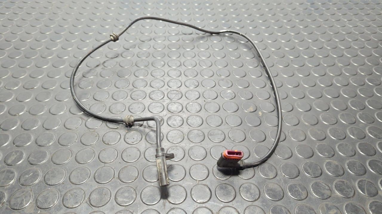 Recambio de SENSOR ABS TRASERO IZQUIERDO para MERCEDES-BENZ CLASE C (W204) LIM. C 220 CDI BlueEfficiency AMG Edition (204.002) OM651911 referencia OEM IAM A0395452928 - BLANCO