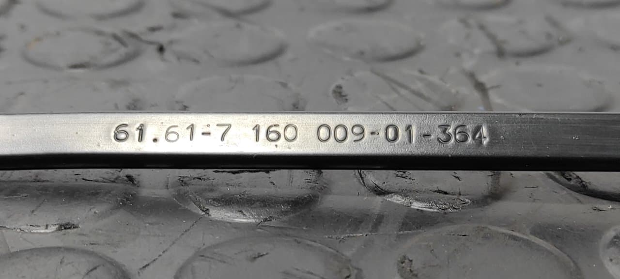 Recambio de BRAZO LIMPIA DELANTERO IZQUIERDO para BMW SERIE 1 BERLINA (E81/E87) 120d N47D20A referencia OEM IAM 61617160009 - BLANCO 4