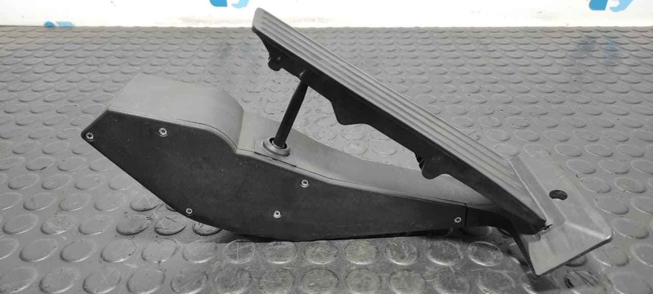 Recambio de POTENCIOMETRO PEDAL para BMW SERIE 1 BERLINA (E81/E87) 120d N47D20A referencia OEM IAM 3542676693002 - BLANCO 3
