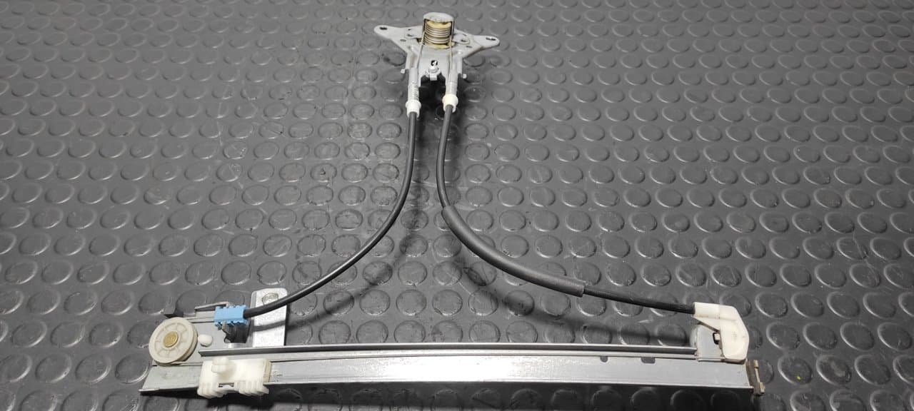 Recambio de ELEVALUNAS TRASERO IZQUIERDO para PEUGEOT 106 (S2) Kid HFXTU1JP referencia OEM IAM 111075 - GRIS 4