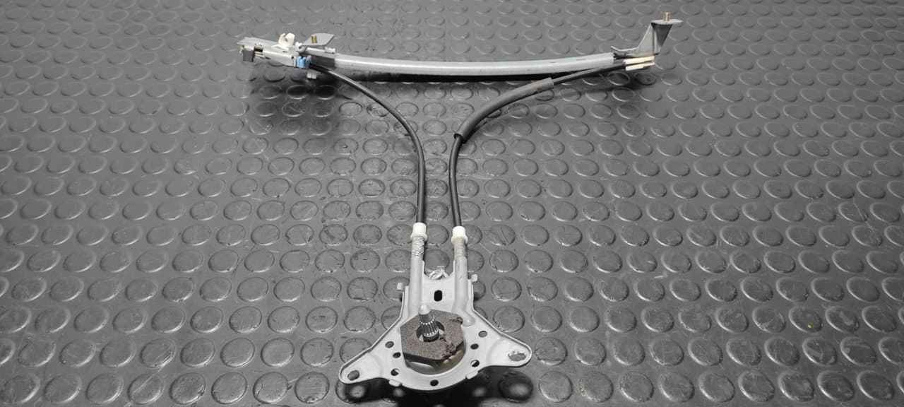 Recambio de ELEVALUNAS TRASERO IZQUIERDO para PEUGEOT 106 (S2) Kid HFXTU1JP referencia OEM IAM 111075 - GRIS 2