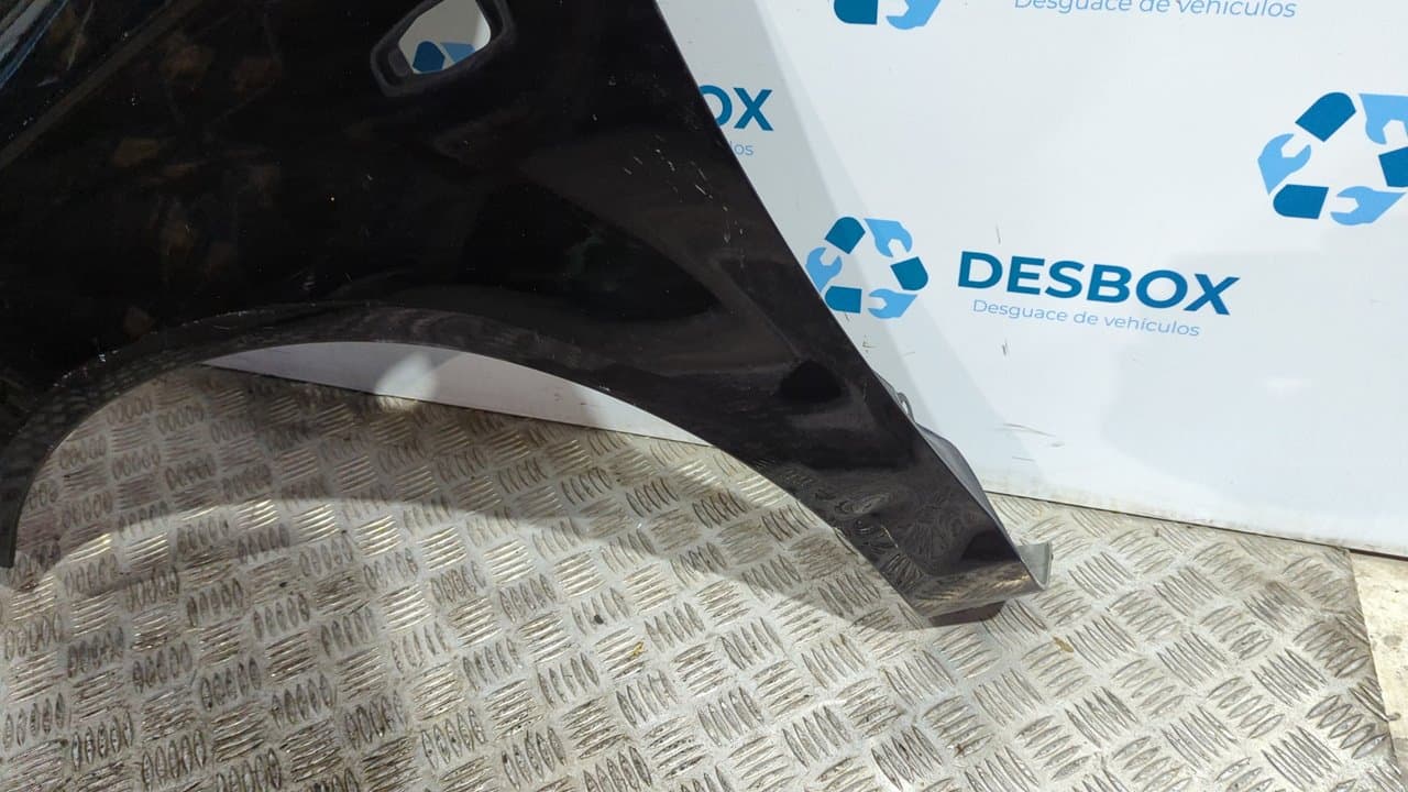 Recambio de ALETA DELANTERA IZQUIERDA para HYUNDAI GETZ (TB) 1.3 Básico G4EA - NEGRO 5