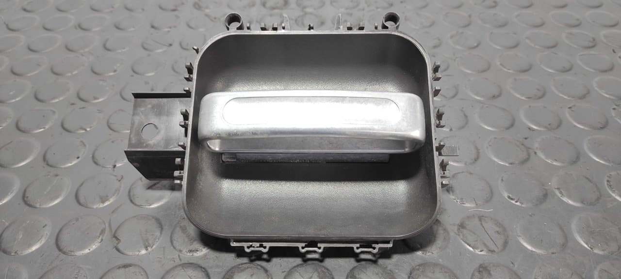 Recambio de MANETA INTERIOR LATERAL IZQUIERDA para PEUGEOT 807 2.2 HDi FAP CAT (4HW) 4HXDW12TED4FAP referencia OEM IAM 1485470077 - GRIS