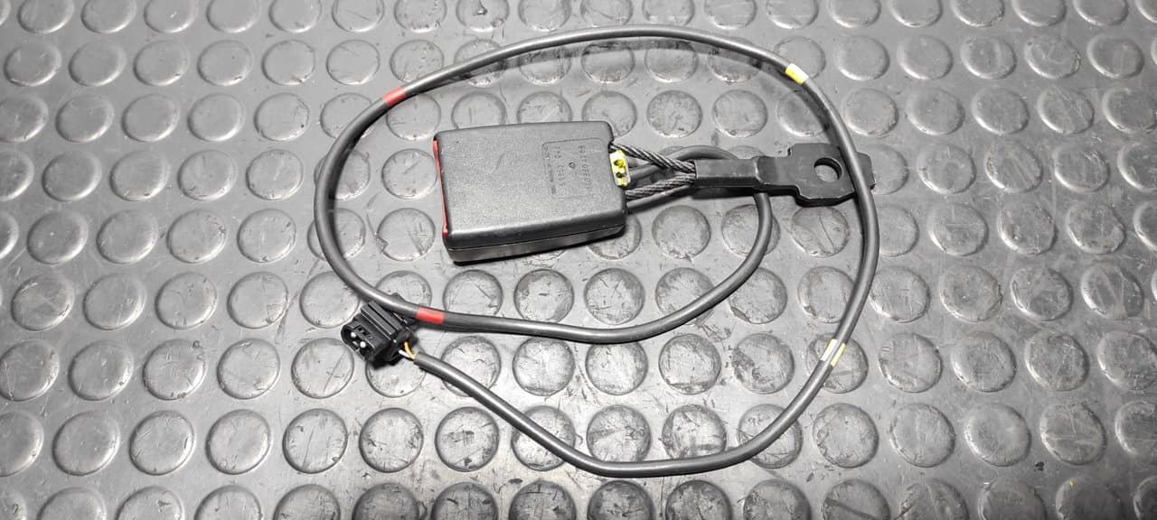 Recambio de ENGANCHE CINTURON DELANTERO IZQUIERDO para MERCEDES-BENZ CLASE S (W140) BERLINA 5.0 V8 32V CAT M119970 referencia OEM IAM 1408604269 - AZUL 5