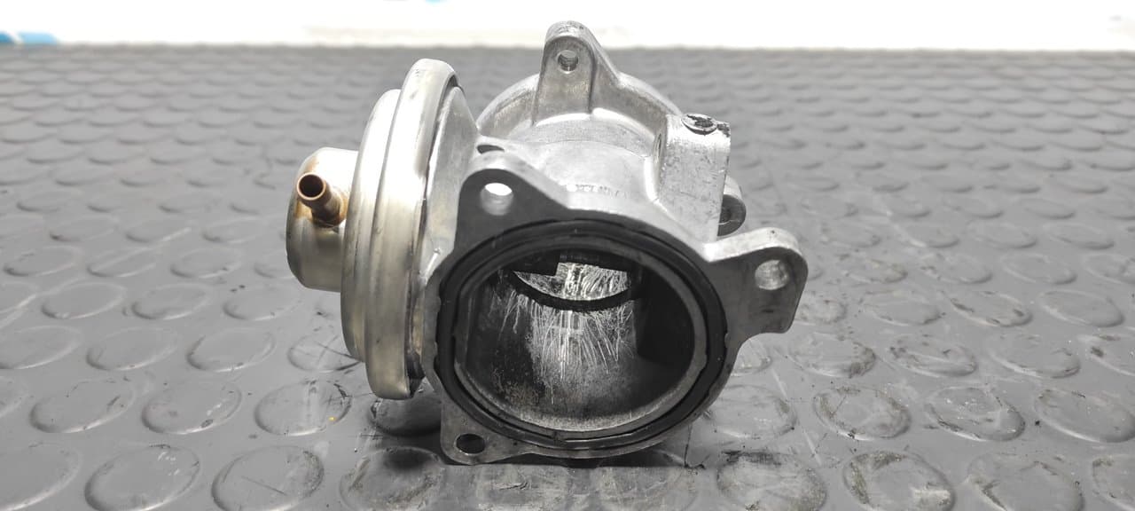 Recambio de VALVULA EGR para SKODA FABIA (5J2 ) Urban BNM referencia OEM IAM 045129637A - NERGRO 7