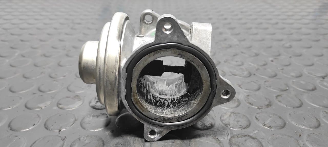 Recambio de VALVULA EGR para SKODA FABIA (5J2 ) Urban BNM referencia OEM IAM 045129637A - NERGRO 4