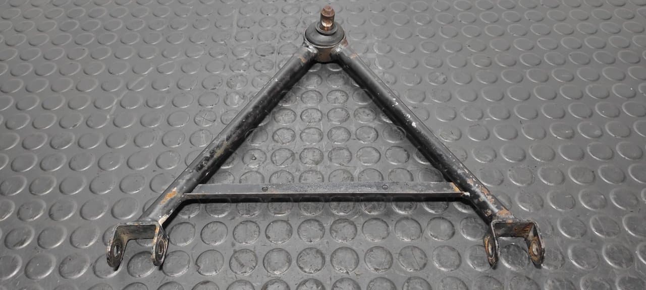 Recambio de BRAZO DERECHO INFERIOR DELANTERO para LIGIER NOVA LDW502 LOMBARDINI - AMARILLO 3