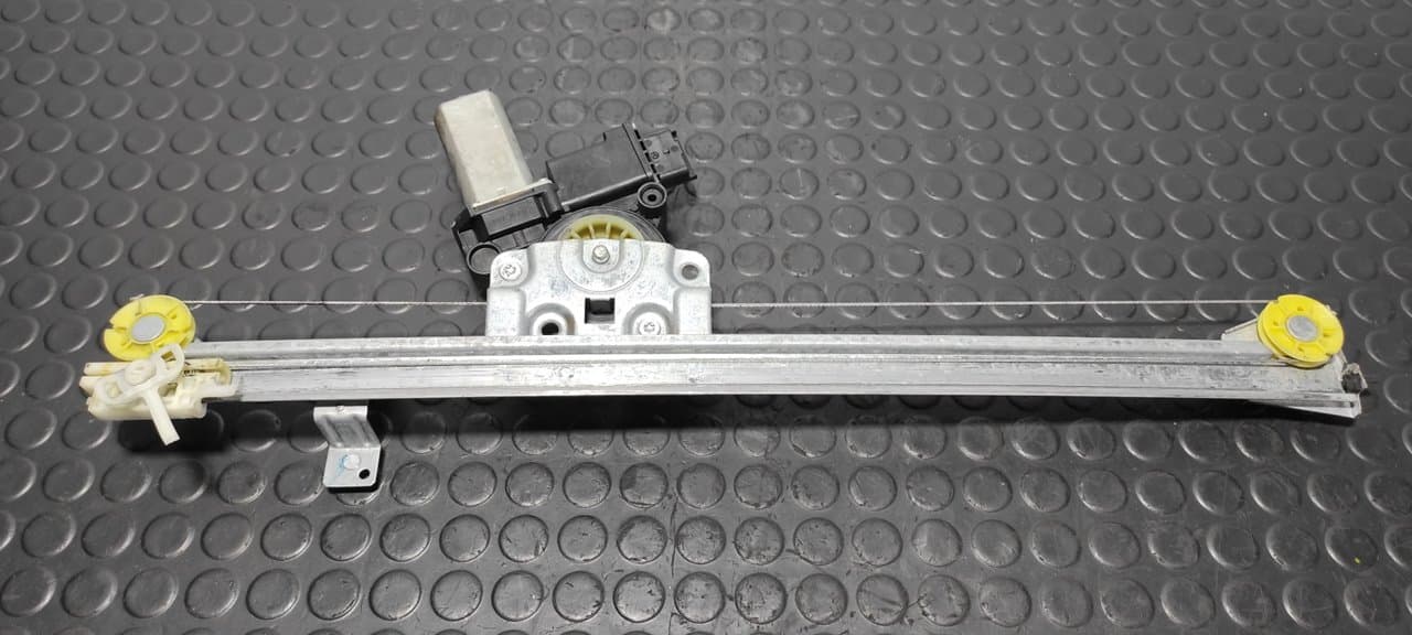 Recambio de ELEVALUNAS DELANTERO DERECHO para FIAT DUCATO MAXI CAJA ABIERTA (09.2006 =>) 2.3 JTD CAT F1AE0481D referencia OEM IAM 73001003 - BLANCO 5