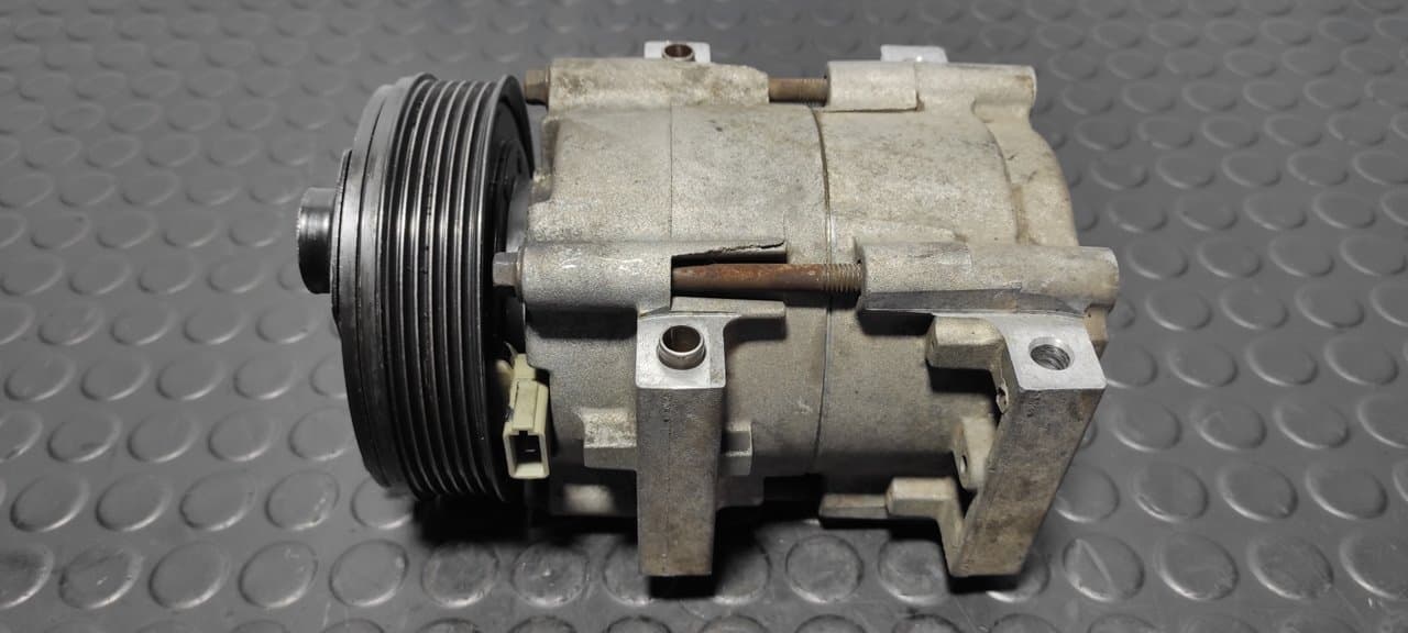 Recambio de COMPRESOR AIRE ACONDICIONADO para FORD ESCORT BERLINA/TURNIER Bravo Lim. L1E referencia OEM IAM F3DH19D786AA - VERDE 9
