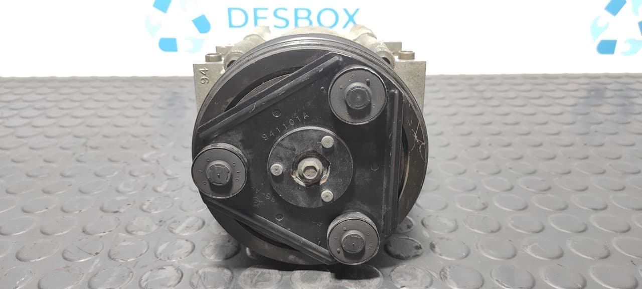Recambio de COMPRESOR AIRE ACONDICIONADO para FORD ESCORT BERLINA/TURNIER Bravo Lim. L1E referencia OEM IAM F3DH19D786AA - VERDE 3