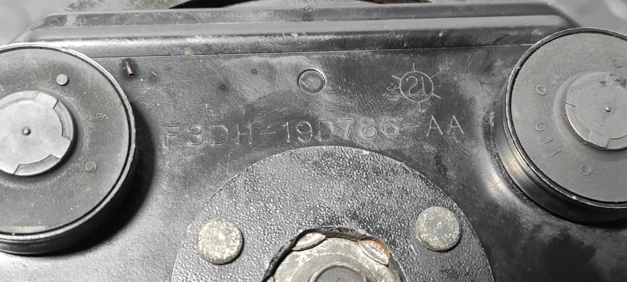 Recambio de COMPRESOR AIRE ACONDICIONADO para FORD ESCORT BERLINA/TURNIER Bravo Lim. L1E referencia OEM IAM F3DH19D786AA - VERDE 8