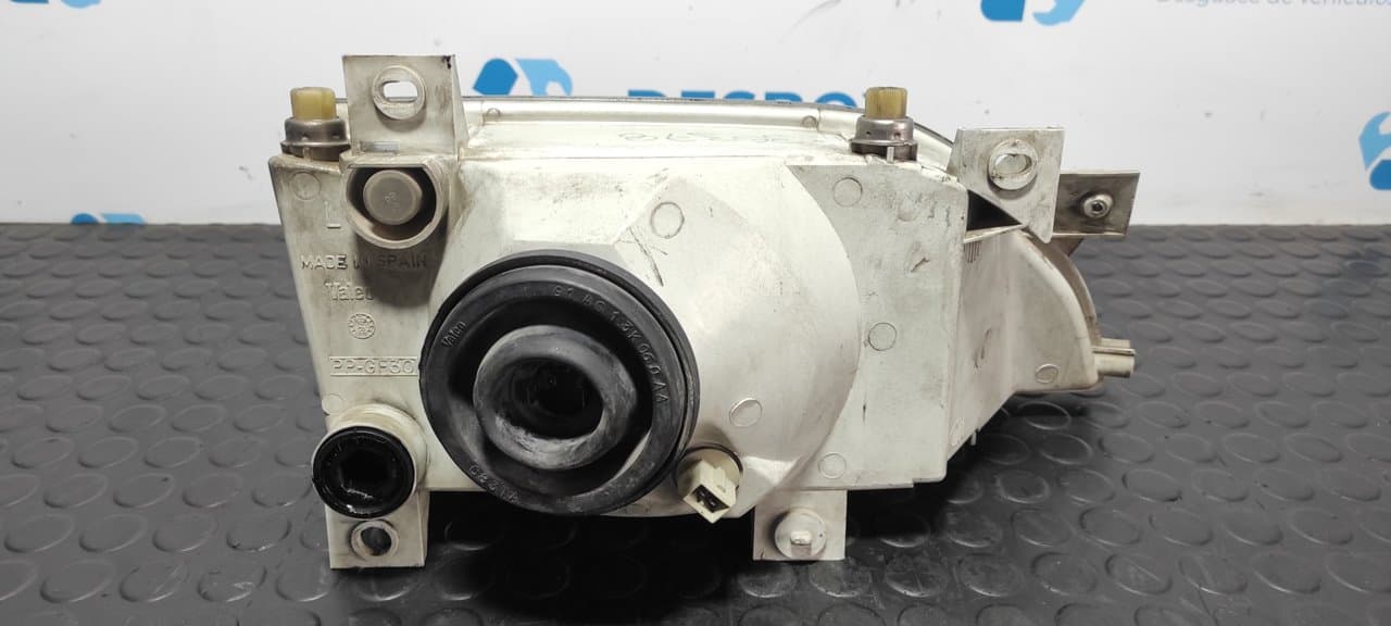 Recambio de FARO IZQUIERDO para FORD ESCORT BERLINA/TURNIER Bravo Lim. L1E referencia OEM IAM 7R01472 - VERDE 2