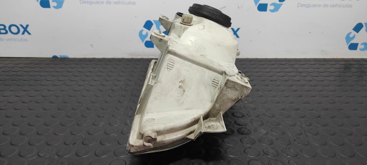 Recambio de FARO IZQUIERDO para FORD ESCORT BERLINA/TURNIER Bravo Lim. L1E referencia OEM IAM 7R01472 - VERDE 7