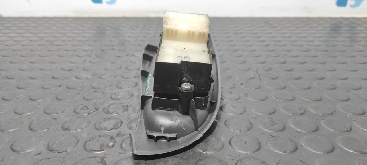 Recambio de MANDO ELEVALUNAS DELANTERO DERECHO para NISSAN ALMERA (N16/E) Acenta QG15DE referencia OEM IAM 80961BM500 - GRIS 3