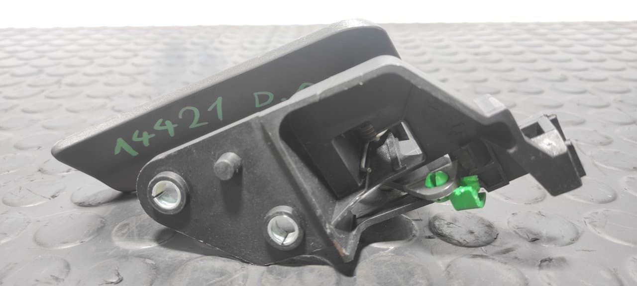 Recambio de MANETA INTERIOR DELANTERA DERECHA para FIAT DUCATO MAXI CAJA ABIERTA (09.2006 =>) 2.3 JTD CAT F1AE0481D referencia OEM IAM C982 - BLANCO 2