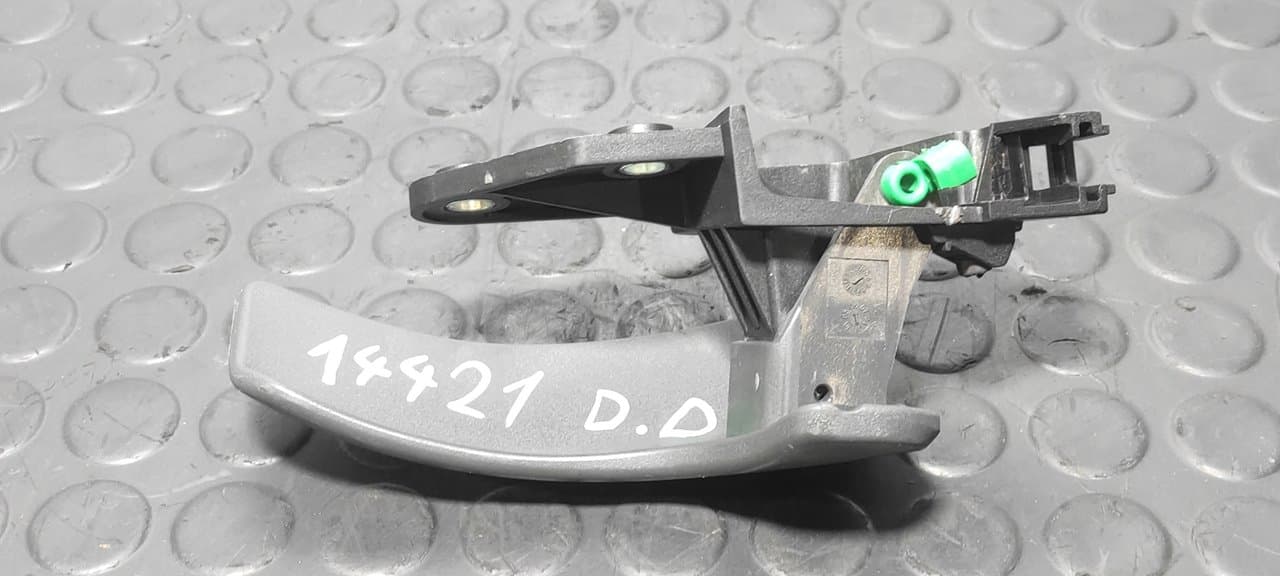 Recambio de MANETA INTERIOR DELANTERA DERECHA para FIAT DUCATO MAXI CAJA ABIERTA (09.2006 =>) 2.3 JTD CAT F1AE0481D referencia OEM IAM C982 - BLANCO 5