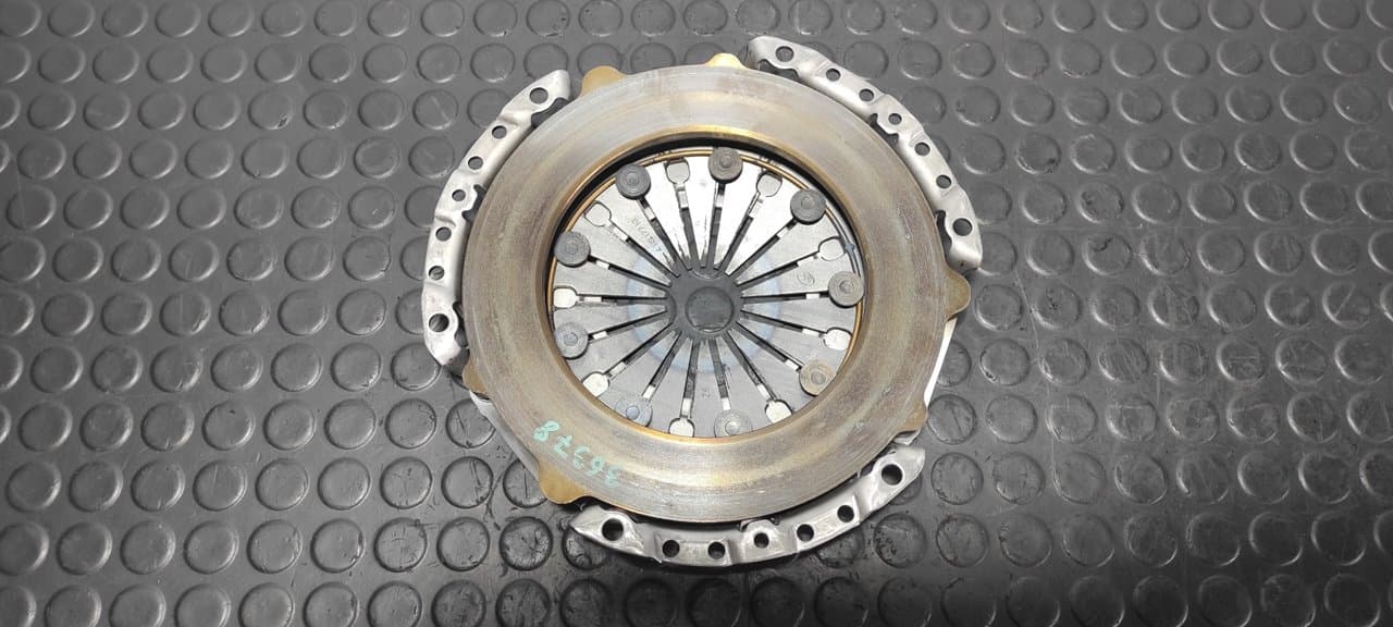Recambio de KIT EMBRAGUE para FORD ESCORT BERLINA/TURNIER Bravo Lim. L1E referencia OEM IAM 322018310 - VERDE 9