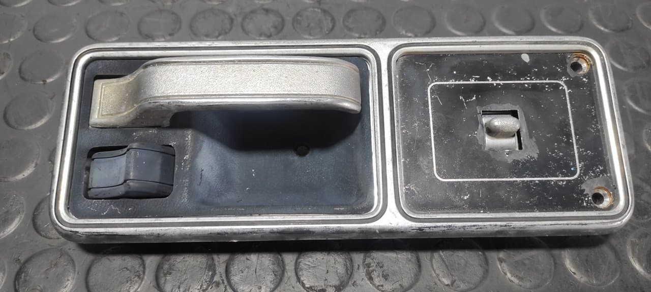 Recambio de MANETA INTERIOR TRASERA DERECHA para CHRYSLER JEEP CHEROKEE (XJ) referencia OEM IAM SW895500 5
