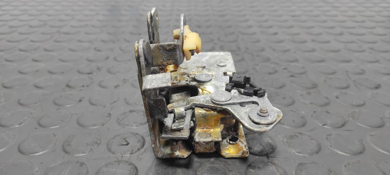 Recambio de CERRADURA PUERTA TRASERA IZQUIERDA para CHRYSLER JEEP CHEROKEE (XJ) 2