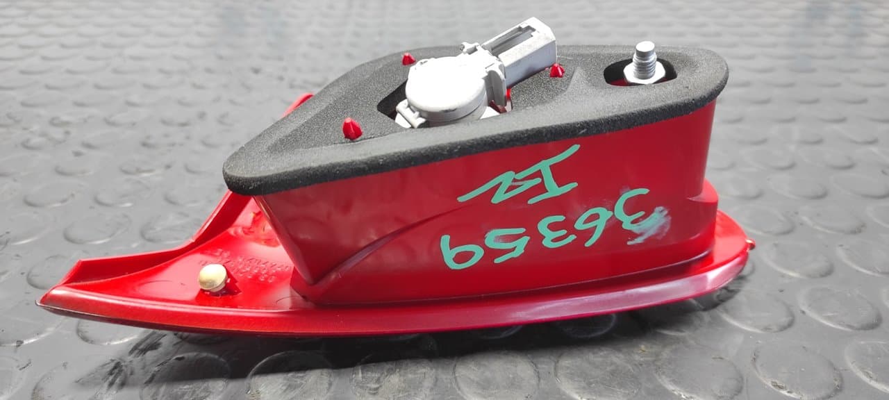 Recambio de PILOTO PORTON IZQUIERDO para ALFA ROMEO 147 (190) 1.6 T.Spark ECO Distinctive AR37203 referencia OEM IAM 03320010 - ROJO 2