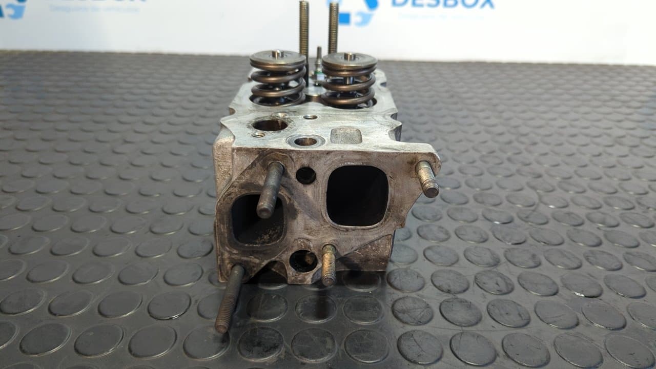 Recambio de CULATA para CHRYSLER JEEP CHEROKEE (J) VM referencia OEM IAM AMC 4