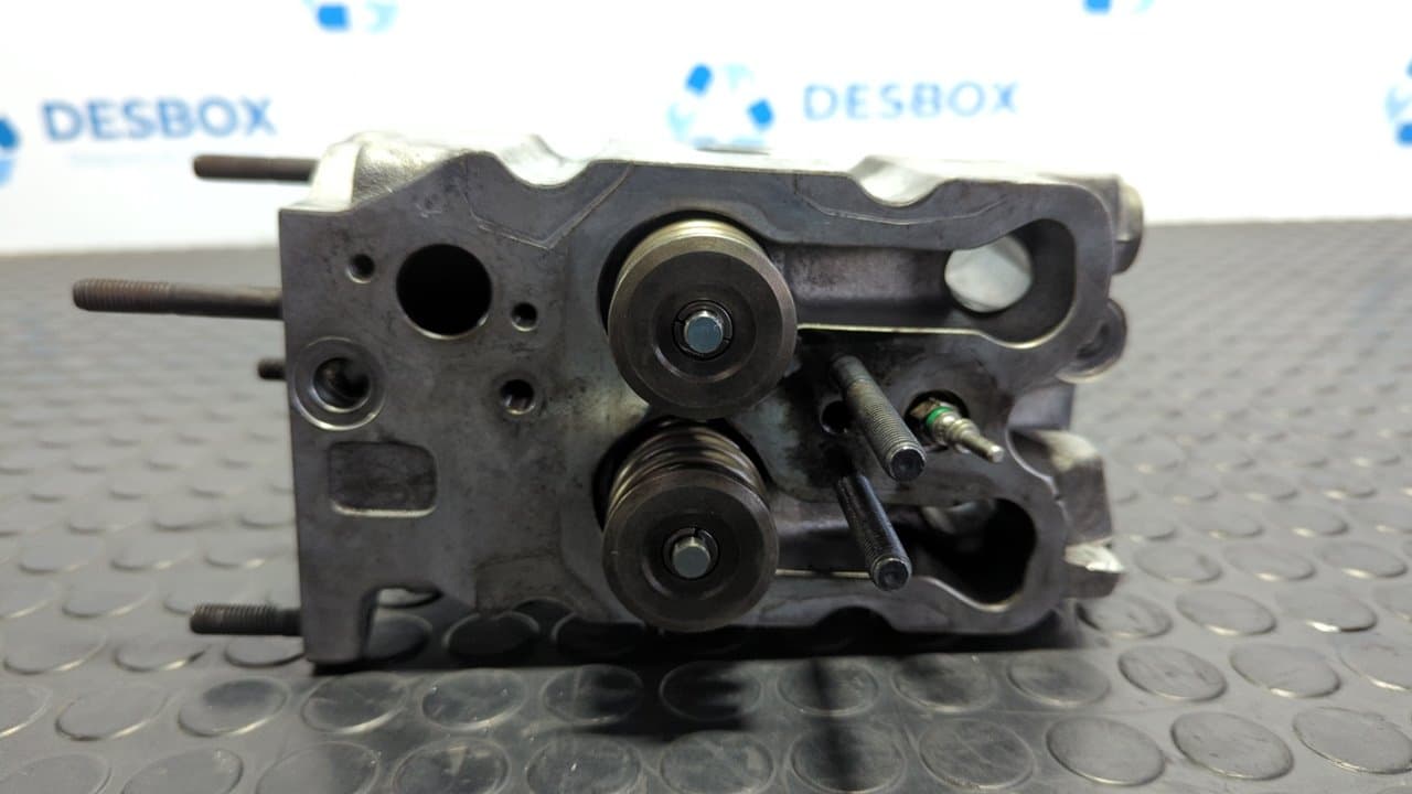 Recambio de CULATA para CHRYSLER JEEP CHEROKEE (J) VM referencia OEM IAM AMC 4