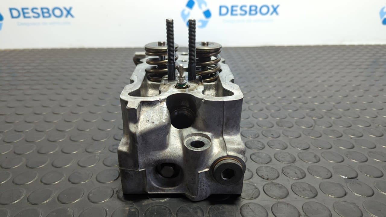 Recambio de CULATA para CHRYSLER JEEP CHEROKEE (J) VM referencia OEM IAM AMC 3