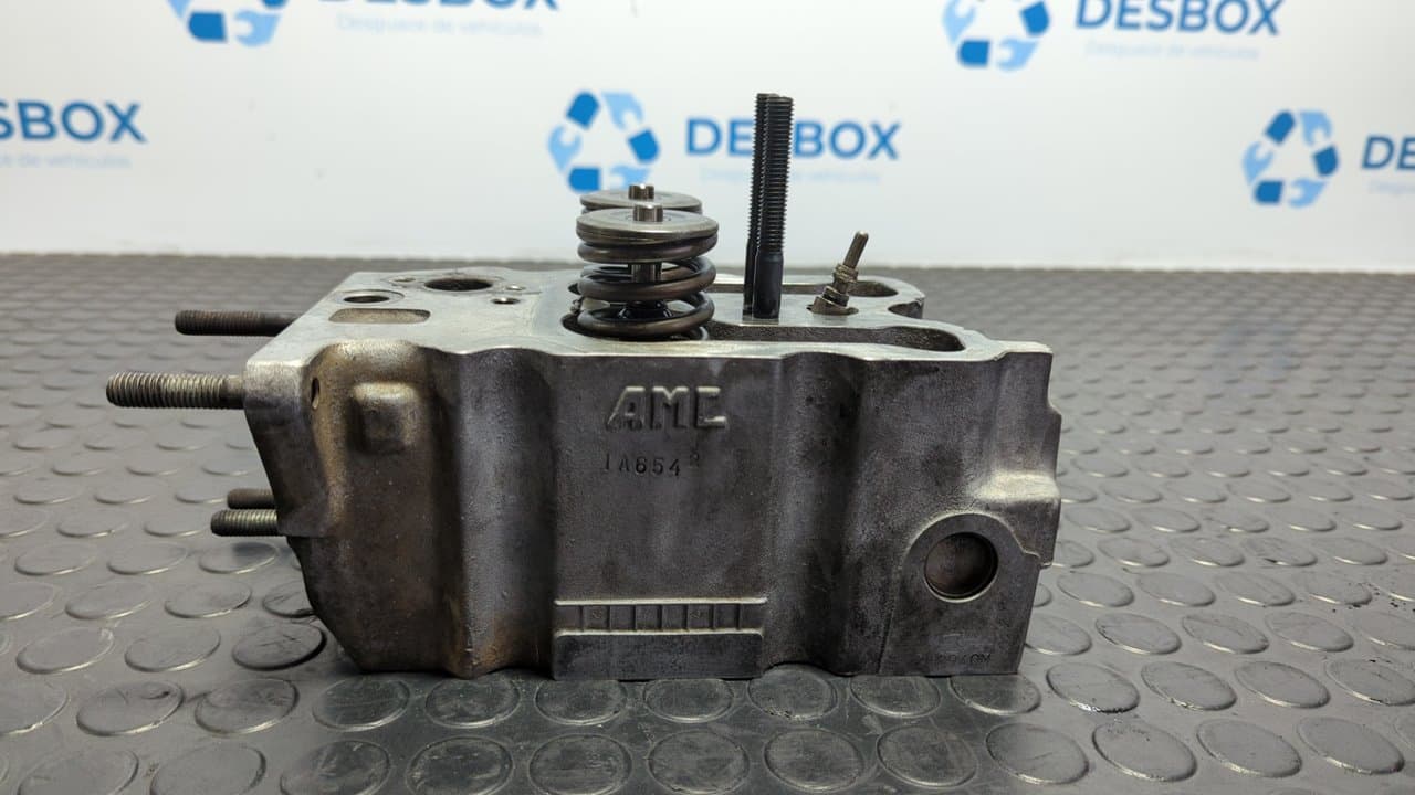 Recambio de CULATA para CHRYSLER JEEP CHEROKEE (J) VM referencia OEM IAM AMC