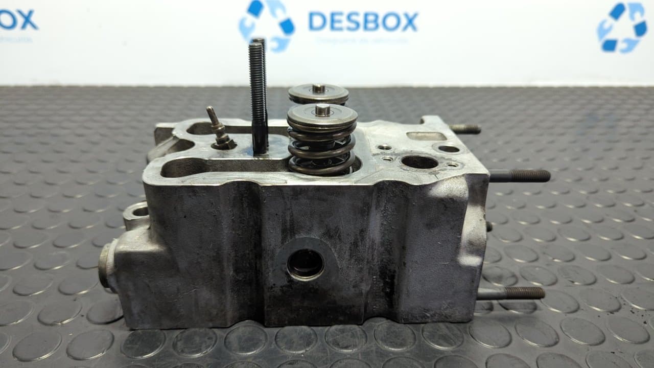 Recambio de CULATA para CHRYSLER JEEP CHEROKEE (J) VM referencia OEM IAM AMC 7
