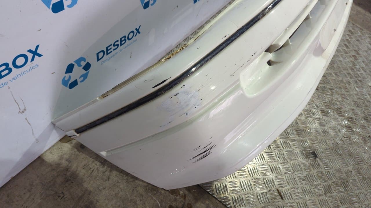 Recambio de PARAGOLPES DELANTERO para FORD ESCORT BERLINA/TURNIER Bravo Lim. L1E - VERDE 2